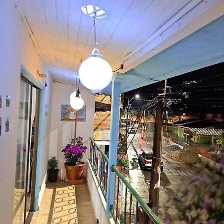 Artesanos Y Turistas Appartamento Guatapé Esterno foto