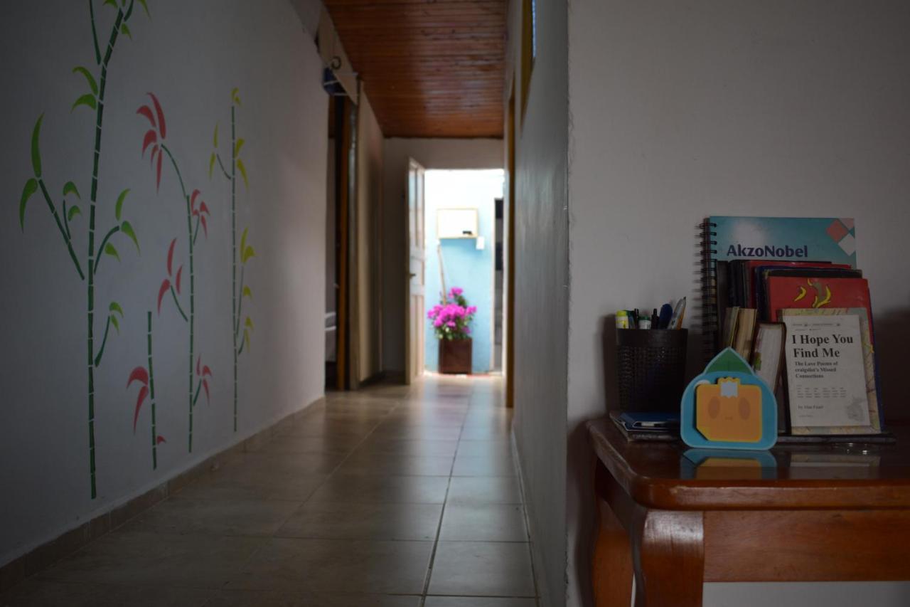 Artesanos Y Turistas Appartamento Guatapé Esterno foto