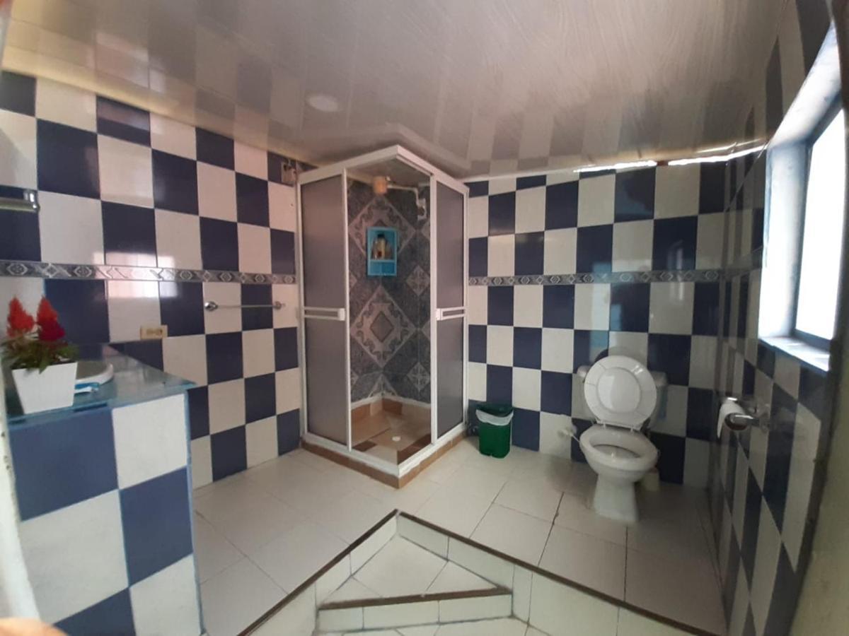 Artesanos Y Turistas Appartamento Guatapé Esterno foto
